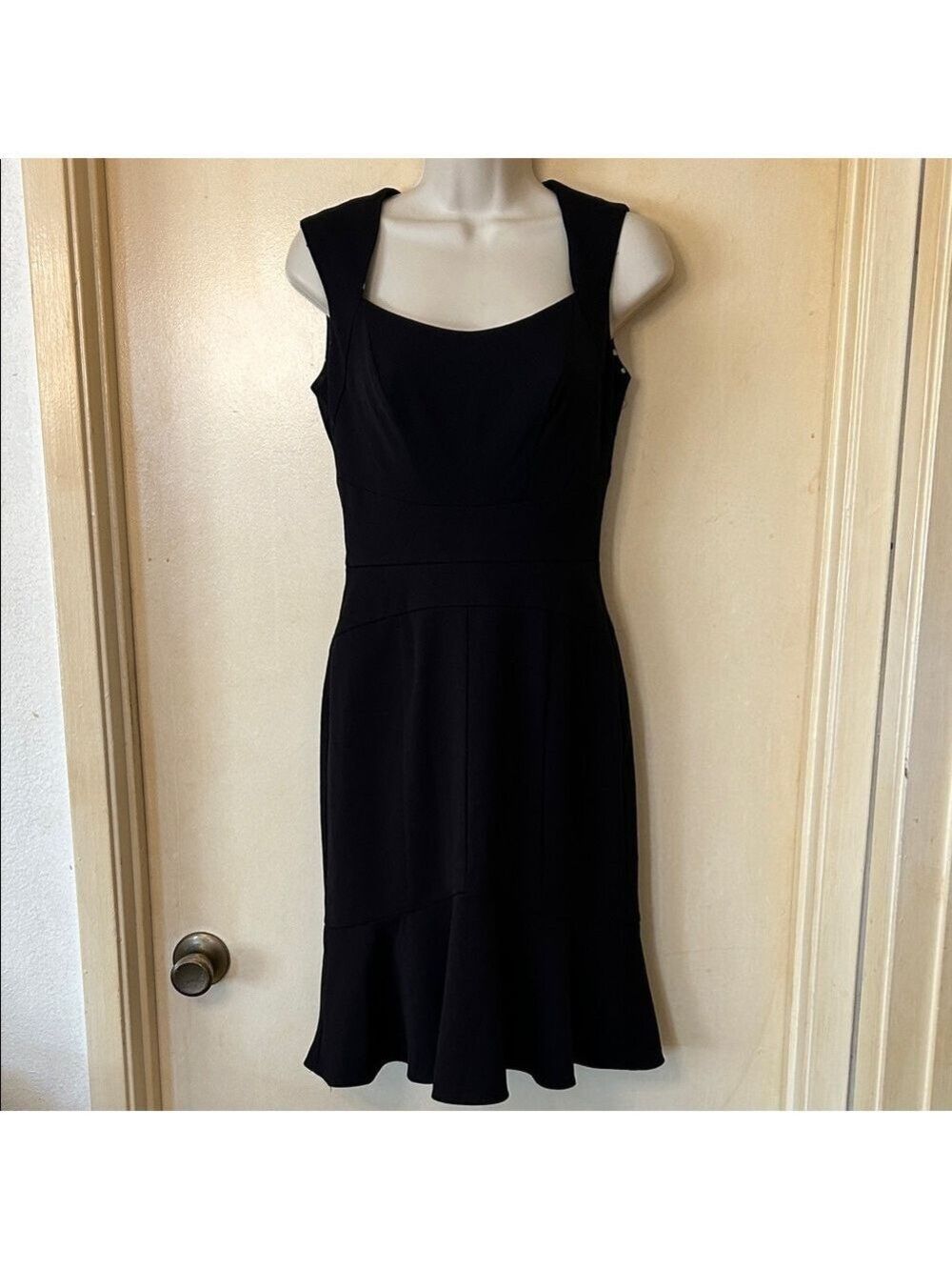 White House Black Market Black Sleeveless Midi Dress with Flippy Hem size 00